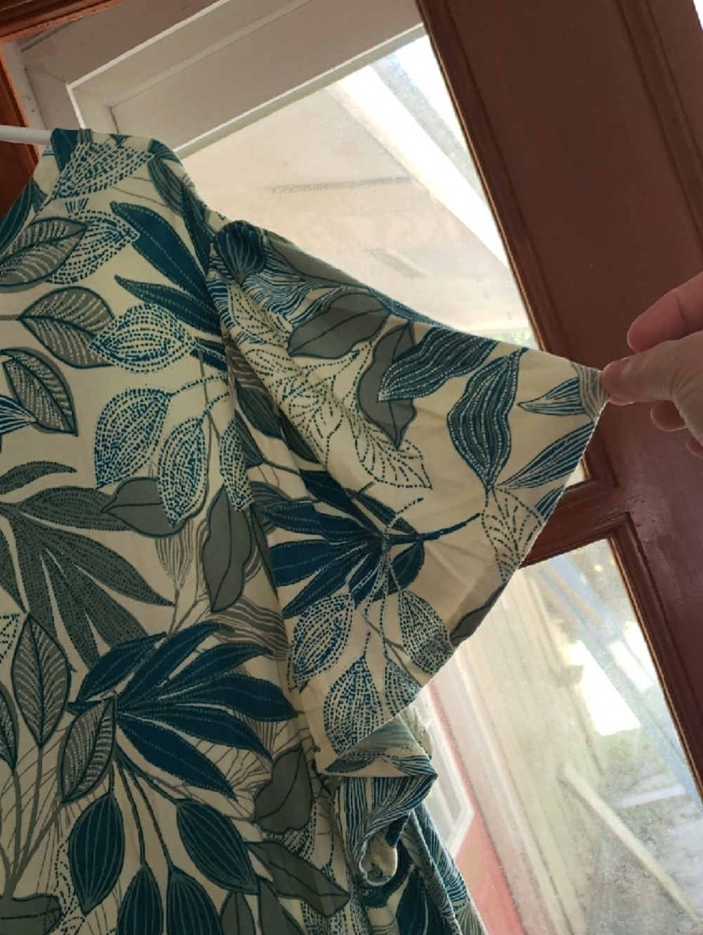 Tahari Cream and Teal Leaf-Print Mini Dress - Picture 6 of 6